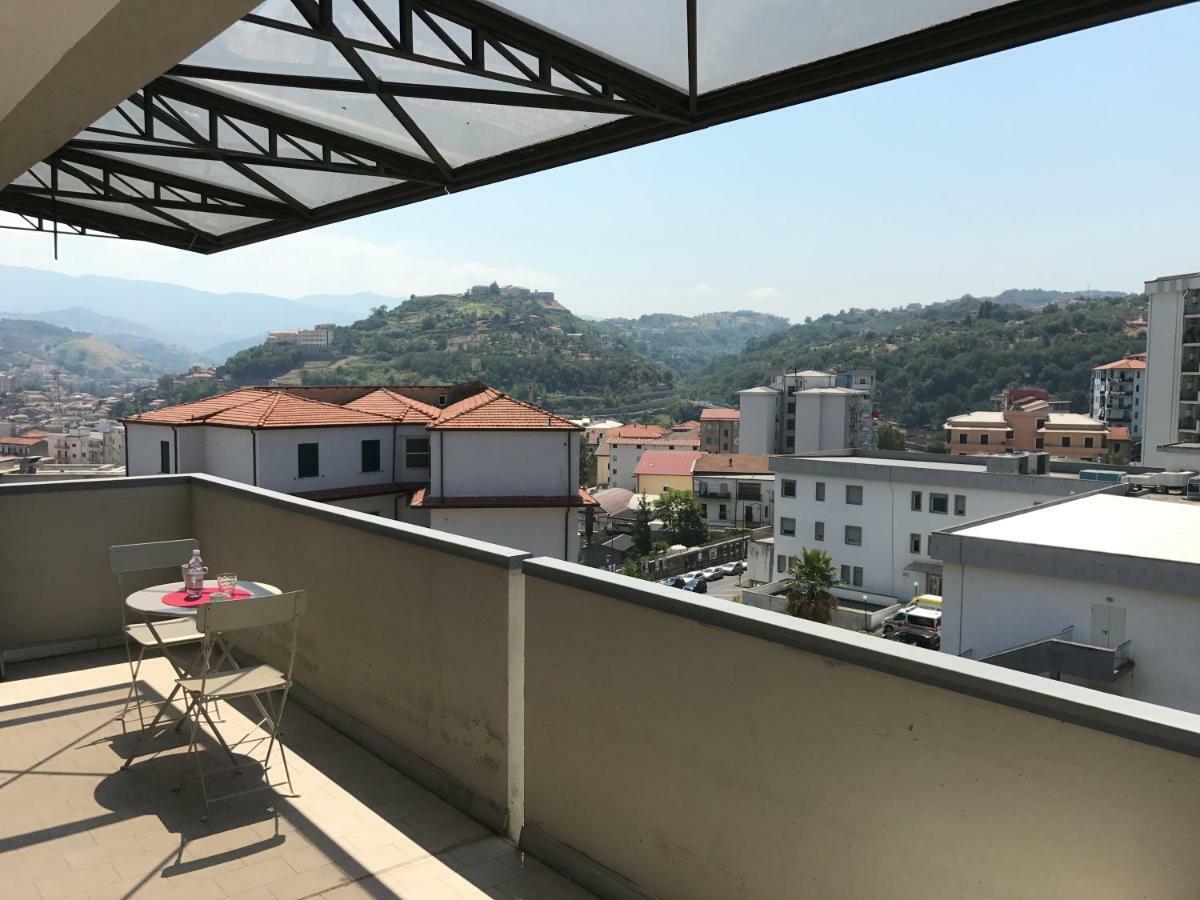 Hotel Civico 27 Cosenza Esterno foto