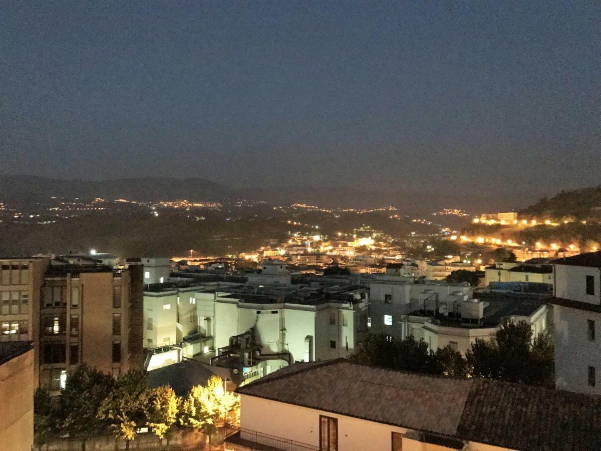 Hotel Civico 27 Cosenza Esterno foto