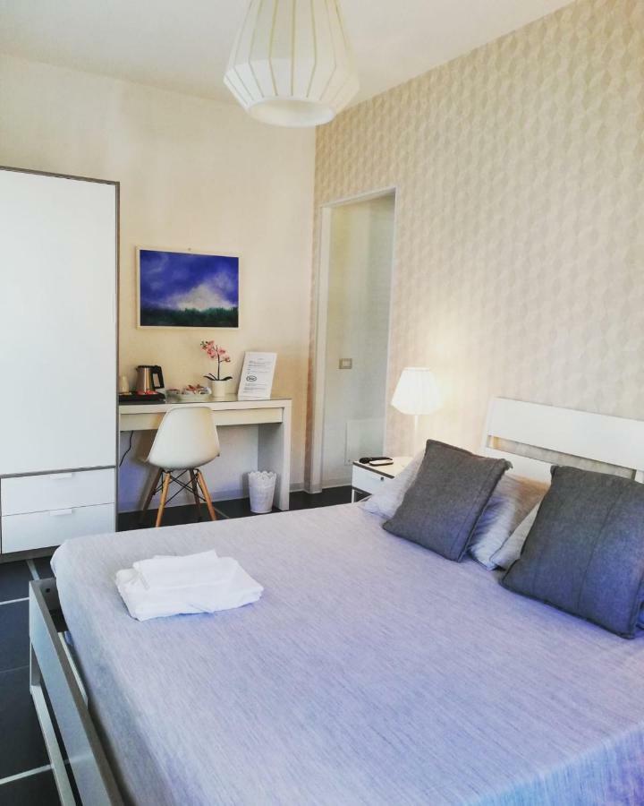 Hotel Civico 27 Cosenza Esterno foto